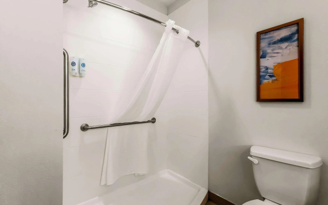 Comfort Inn & Suites Donna near I-2