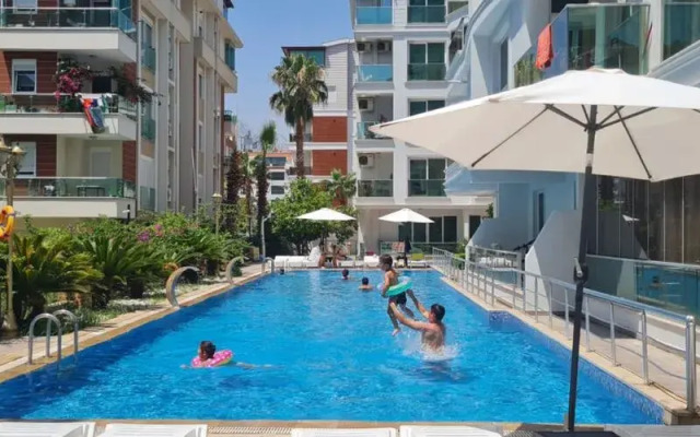 Aqua City Suit