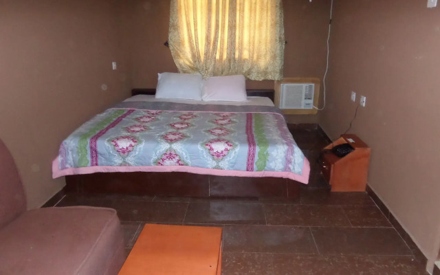 Tajmahal Hotels Annex