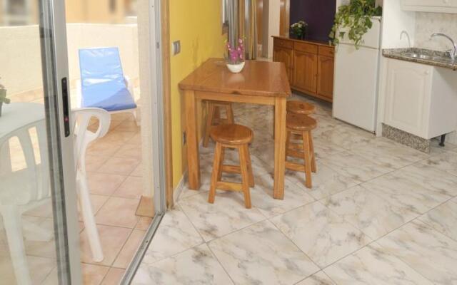 Apartamentos HCarel