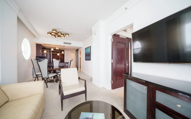 Residences at Fontainebleau Miami
