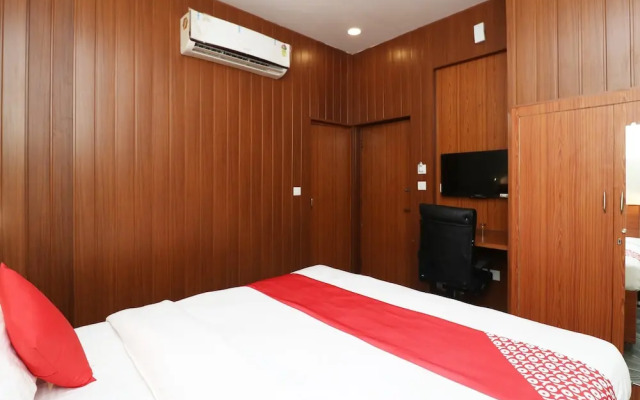 Hotel Meerut International By OYO Rooms