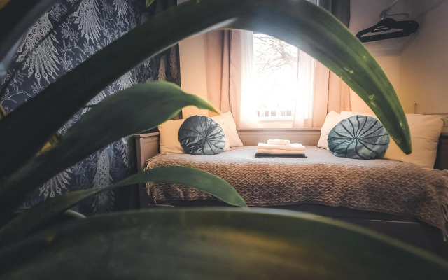 Stylish Room in 1880s Guinness Worker House