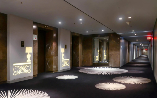 Midas Hotel & Casino