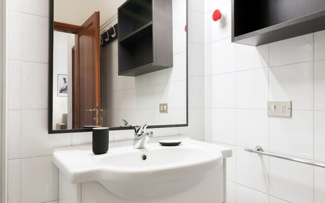 Italianway - Delle Casine 14