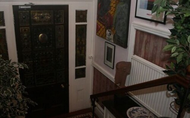 The Knoll Guesthouse