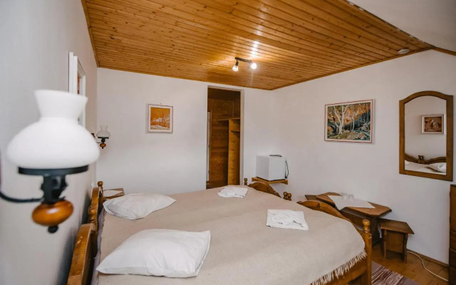 Silver Villa