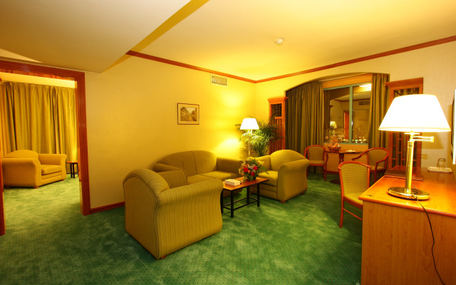 The George Hotel