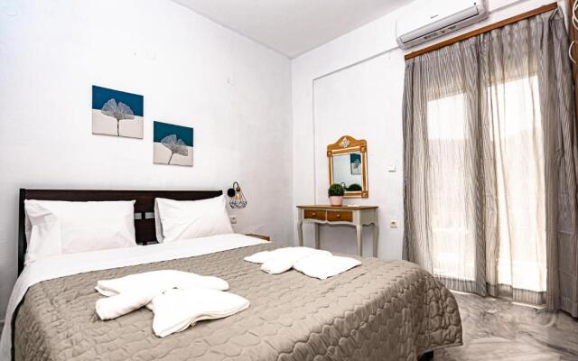 Achilleas Deluxe Apartment