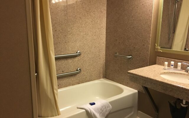 Coon Rapids North Metro Hotel to Norwood Inn & Suites