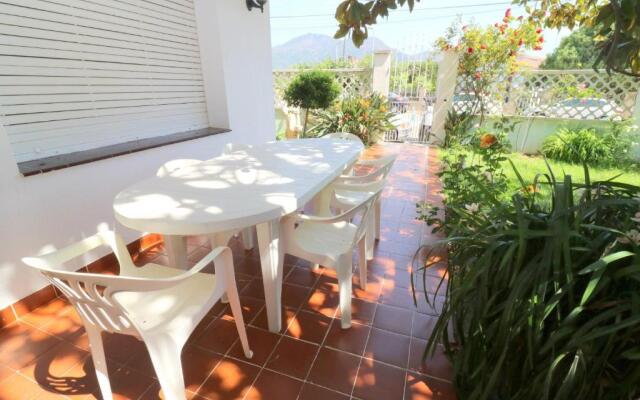 Turo 2 - Piso con Piscina comunitaria