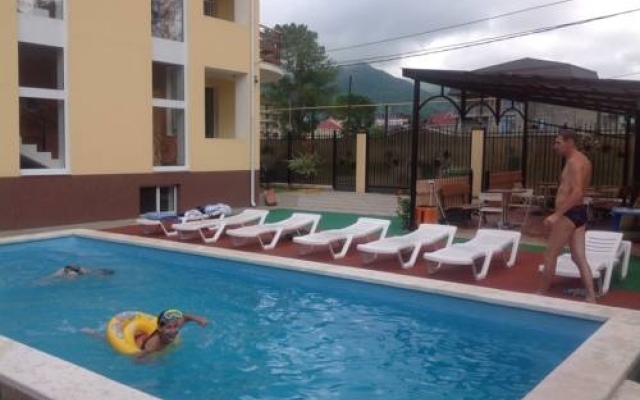 Baunti Guest House