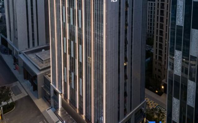 JI Hotel (Qingdao Qiche Beizhan Xianjiazhai Subway Station)