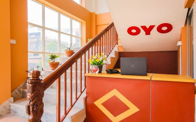 Oyo 382 Hotel Dela Mount