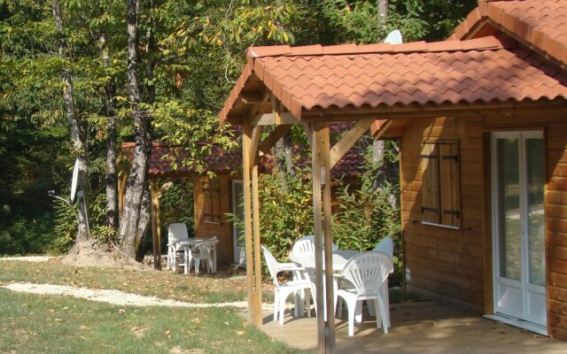 Etang Vallier Resort