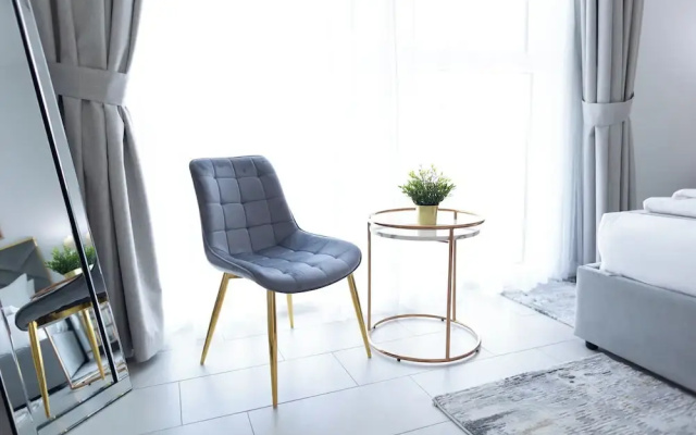 HAPPY SEASON I La Vie apartment