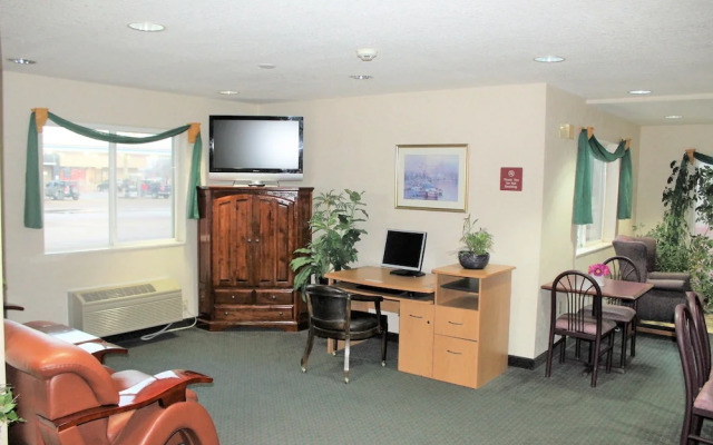 AmeriVu Inn & Suites - Cumberland