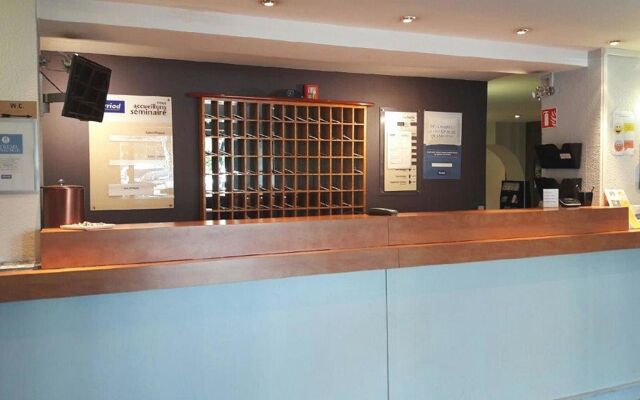 Kyriad Lille Est Villeneuve d'Ascq