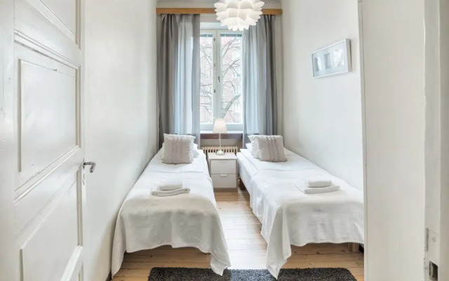 Kotimaailma Helsinki Runeberginkatu 17