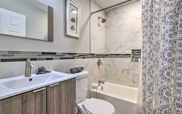 Lakefront Poconos Vacation Rental w/ Deck