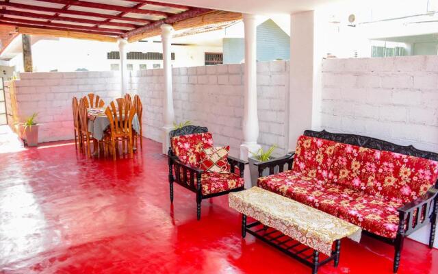 Gloriya Mathews Family Guest House