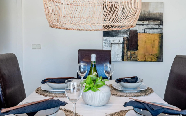 DN11-2 bedroom apartment close to Puerto Banus