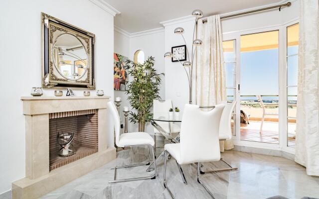 SAA2- comfortable apartment Puerto banus