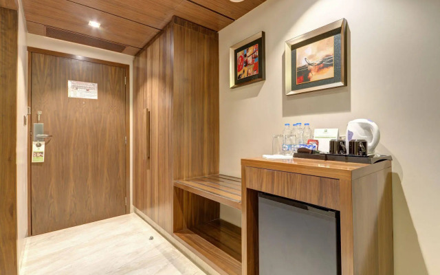 Holiday Inn Kolkata Airport by IHG