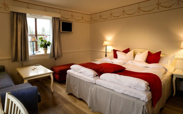 Gammelgården Hotell
