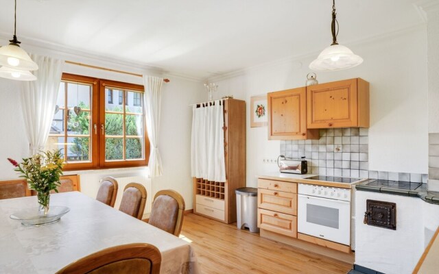 Cosy Chalet in Mühlbach With Private Garden