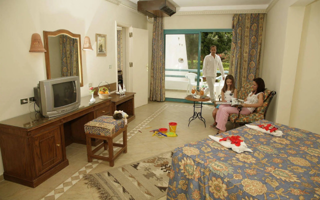 Shams Safaga Resort - All inclusive