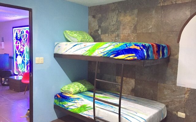 Tropical Caribbean Hostel