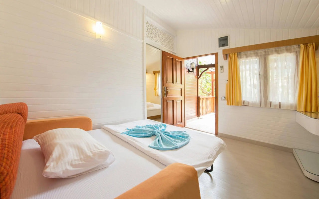 Azur Hotel