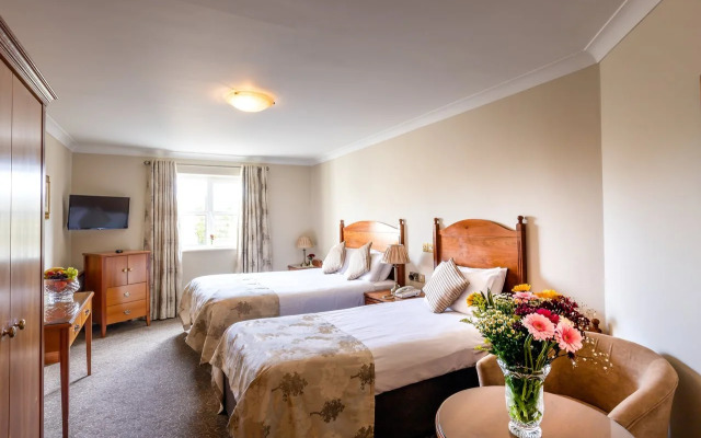 Newgrange Hotel