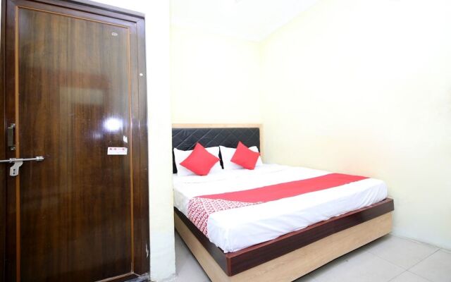 OYO Flagship 26160 Hotel Multi Star