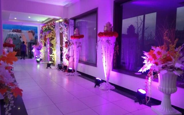 Hotel Golden Palace