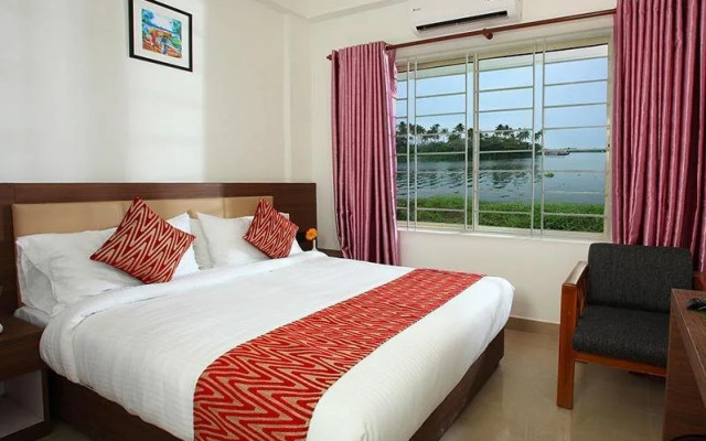 OYO 11996 Trium Resort