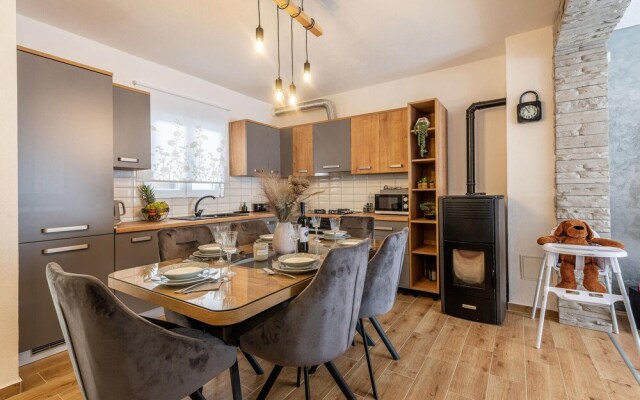 Stunning Apartment in Zadar With 2 Bedrooms and Wifi