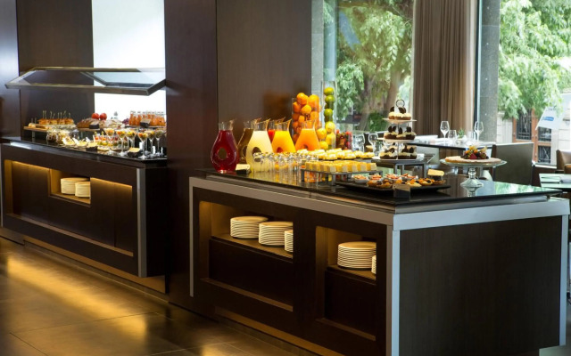 Renaissance Barcelona Hotel