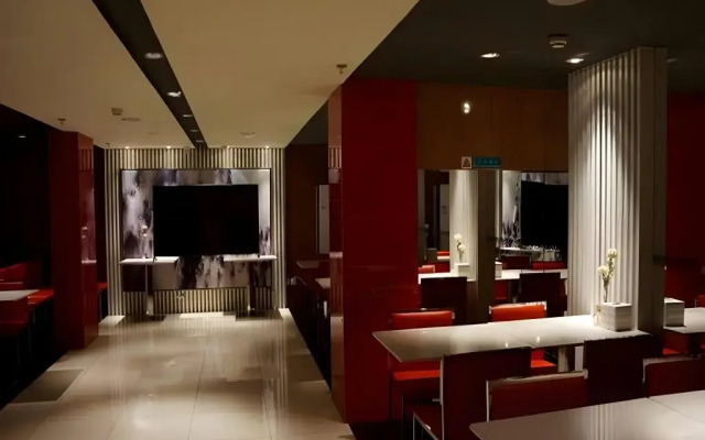 Jinjiang Inn Select Beijing Pingguoyuan Subway Station