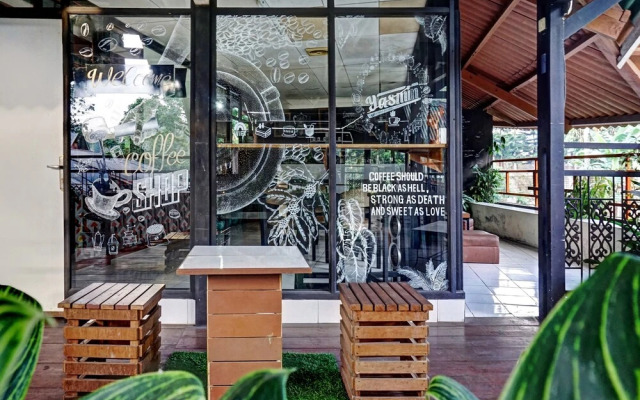 Capital O 90596 Hotel Griya Astoeti