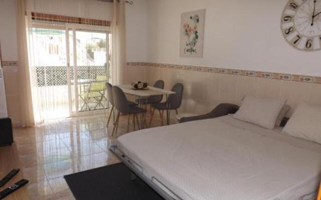 Apartamentos Roja Sol