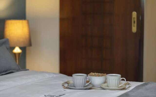 Anesis Suites