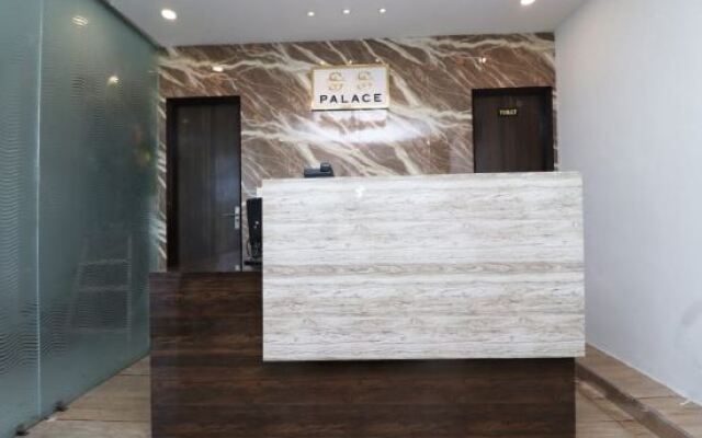 OYO 27922 SS Palace