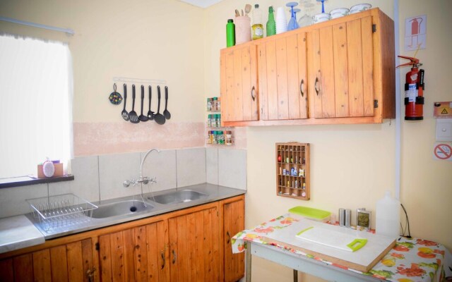 Terrylin Backpackers - Adults Only