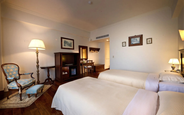 Shangrila Boutique Hotel