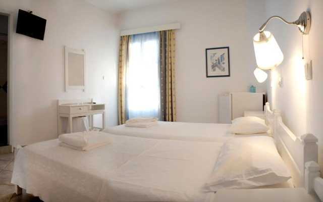 Nissiotiko Hotel