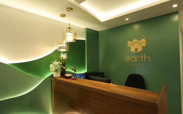 Earth Hotels