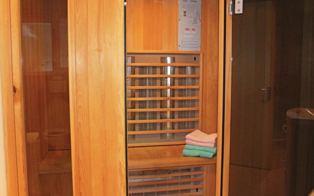 Amazing Home in Lunteren With 6 Bedrooms, Sauna and Wifi