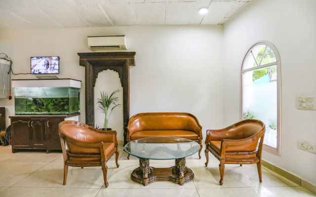 Fabhotel Aravali Suites
